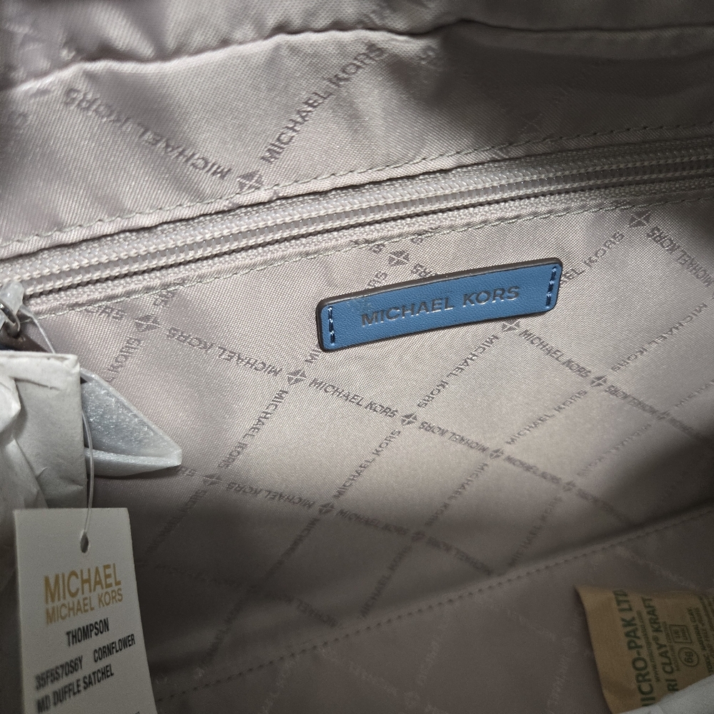 Michael Kors Thompson Cornflower MD Duffle Satchel Purse - Picture 16 of 16